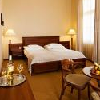 4* Anna Grand Hotel elegáns kétágyas szobája Balatonfüreden