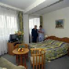 Hotel Nagyerdő kétágyas szobája Debrecenben akciós félpanziós csomagban.